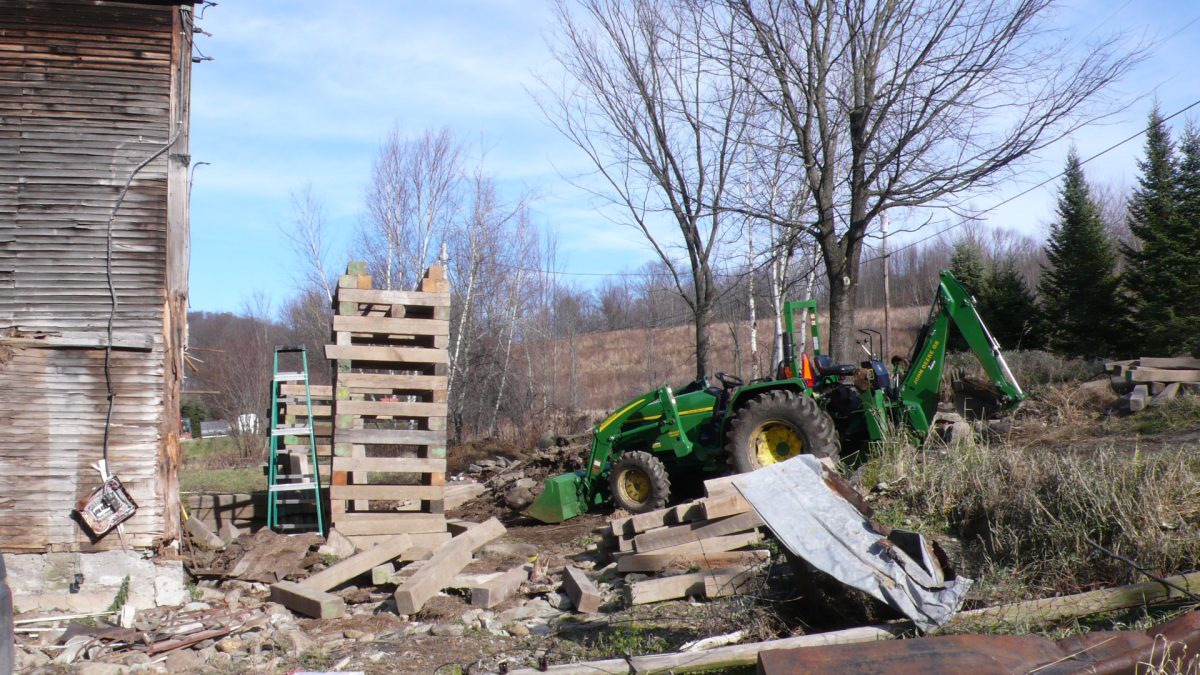 Drive-up Barn Restoration