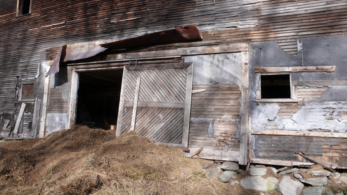 Drive-up Barn Restoration